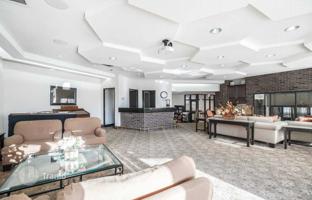 5-bedroom apartment in Etobicoke for C$852,000