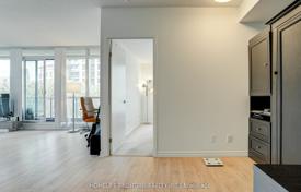 Apartment – Fort York Boulevard, Old Toronto, Toronto,  Ontario,   Canada for C$872,000