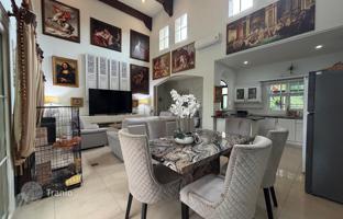 4-bedroom villa 200 m² in Pattaya for $480,000