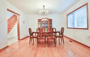 9-bedroom house in East York for C$2,392,000