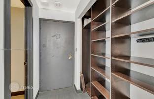 2-bedroom apartments in condo 144 m² in Miami for $330,000