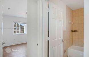 3-bedroom house 111 m² in Miami for $490,000