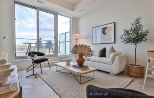 5-bedroom apartment in Logan Avenue for C$1,279,000
