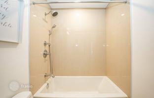 4-bedroom apartment in Blue Jays Way for C$967,000