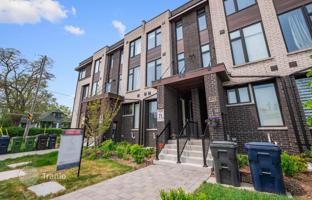 9-bedroom townhouse in North York for C$1,472,000