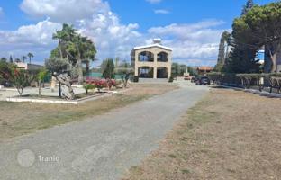 3-bedroom villa 200 m² in Larnaca for 1,000,000 €