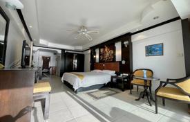 Apartment – Pattaya, Chonburi, Thailand for $170,000