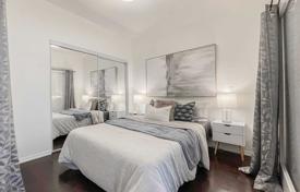 Apartment – Bay Street, Old Toronto, Toronto,  Ontario,   Canada for C$943,000