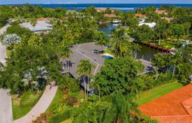 Comfortable villa with a backyard, a garden, a pool and a terrace, Coral Gables, USA for $5,125,000