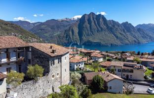 Medieval castle overlooking Lake Iseo in Solto Collina, Italy for 1,480,000 €