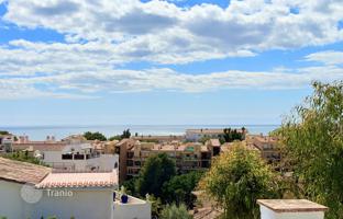 3-bedroom villa 257 m² in Fuengirola for 840,000 €