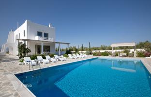 Magnificent villa with a pool, a garden and recreation areas near the sea in Loutraki, Peloponnese, Greece for 2,900,000 €