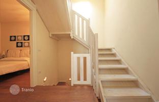Villa in Bordeaux. Price on request