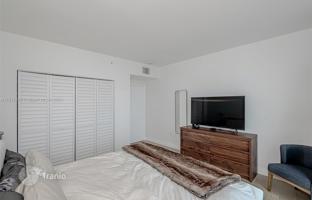 1-bedroom apartments in condo 69 m² in Miami Beach for $849,000