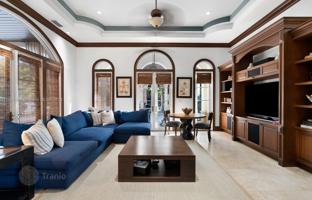 7-bedroom house 866 m² in South Miami for $5,900,000