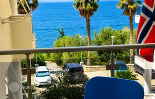Rare First-Line 2-Bedroom Apartment in One of Saranda’s Most Prestigious Residences – Below Market Price for 175,000 €