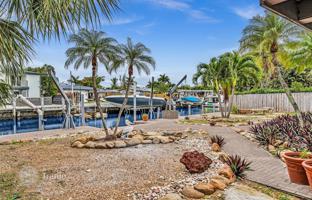 3-bedroom house 262 m² in North Miami for $2,200,000