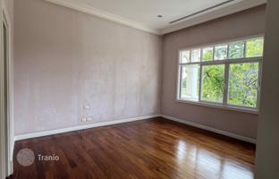 7-bedroom cottage in Lat Phrao for $4,426,000