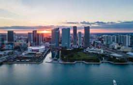 Condo – Miami, Florida, USA for $3,300,000