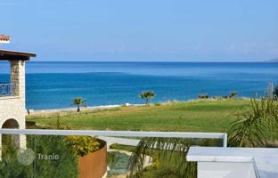 3-bedroom villa in Latchi for 986,000 €