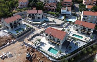 4-bedroom house 232 m² in Krk for 1,450,000 €