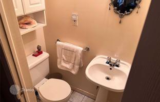 3-bedroom townhouse in Stafford Street for C$1,333,000