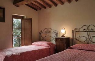 8-bedroom villa 500 m² in Pescaglia for 725,000 €