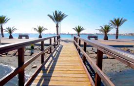Semi-detached villa with 3 bedrooms and private pool in San Pedro del Pinatar for 397,000 €