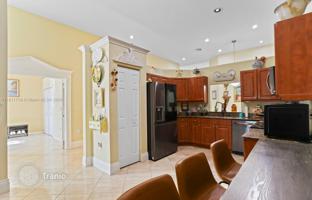 4-bedroom house 210 m² in Davie for $575,000