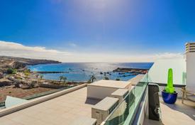 Two-bedroom penthouse with stunning sea views in Playa San Juan, Tenerife, Spain for 660,000 €