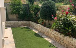 4-bedroom cottage 240 m² in Limassol for 750,000 €