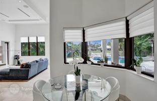 5-bedroom house 552 m² in Weston for $2,950,000