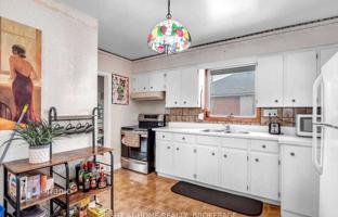 8-bedroom house in North York for C$1,664,000