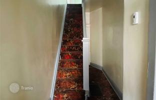11-bedroom townhouse in Dundas Street West for C$1,649,000