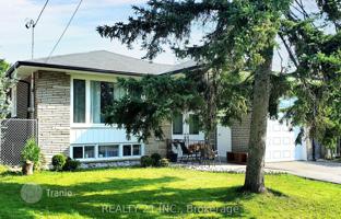 6-bedroom house in Scarborough for C$1,882,000
