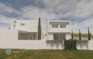 3-bedroom villa 168 m² in Geri for 325,000 €