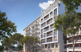 Apartment – Issy-les-Moulineaux, Ile-de-France, France for 1,018,000 €