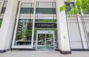 5-bedroom apartment in Mutual Street for C$1,074,000