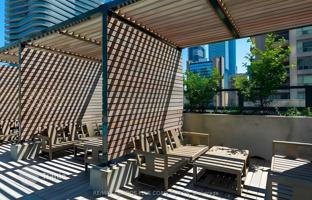 2-bedroom apartment in Bay Street for C$851,000