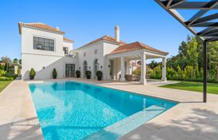 4-bedroom villa 476 m² in Nueva Andalucia for 4,595,000 €