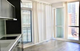 Apartment – Charles Street East, Old Toronto, Toronto,  Ontario,   Canada for C$839,000