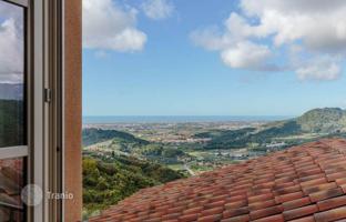 5-bedroom villa 400 m² in Massarosa for 3,600,000 €