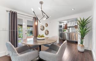 3-bedroom house 180 m² in Miami for $1,295,000