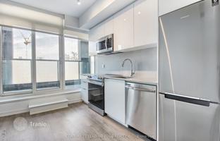 3-bedroom apartment in Old Toronto for C$720,000