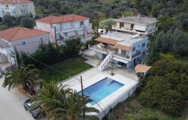 Two-storey villa with a pool on the first line from the sea, Korfos, Peloponnese, Greece for 650,000 €