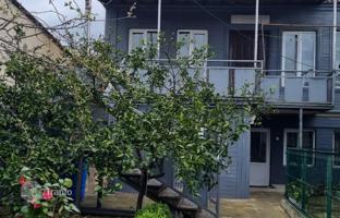 House for sale in Kutaisi, Georgia — ideal for living or guesthouse business Living area: 176 m² 7 rooms/ 5 bedrooms for $230,000