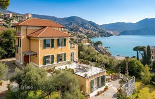 5-bedroom villa in Recco. Price on request