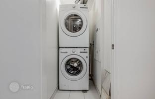 4-bedroom apartment in Etobicoke for C$966,000