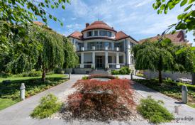 Unique villa in an exceptional location next to the city park in Maribor, beneath the Piramida hill! for 1,800,000 €