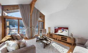 Luxurious ski-in/ot four-bedroom penthouse in Courchevel, Savoie, Alps, France for 3,856,000 €